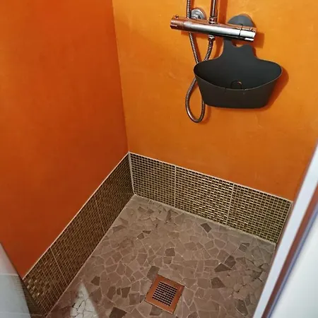 Appartement Plan Loft à Marseille Extérieur photo